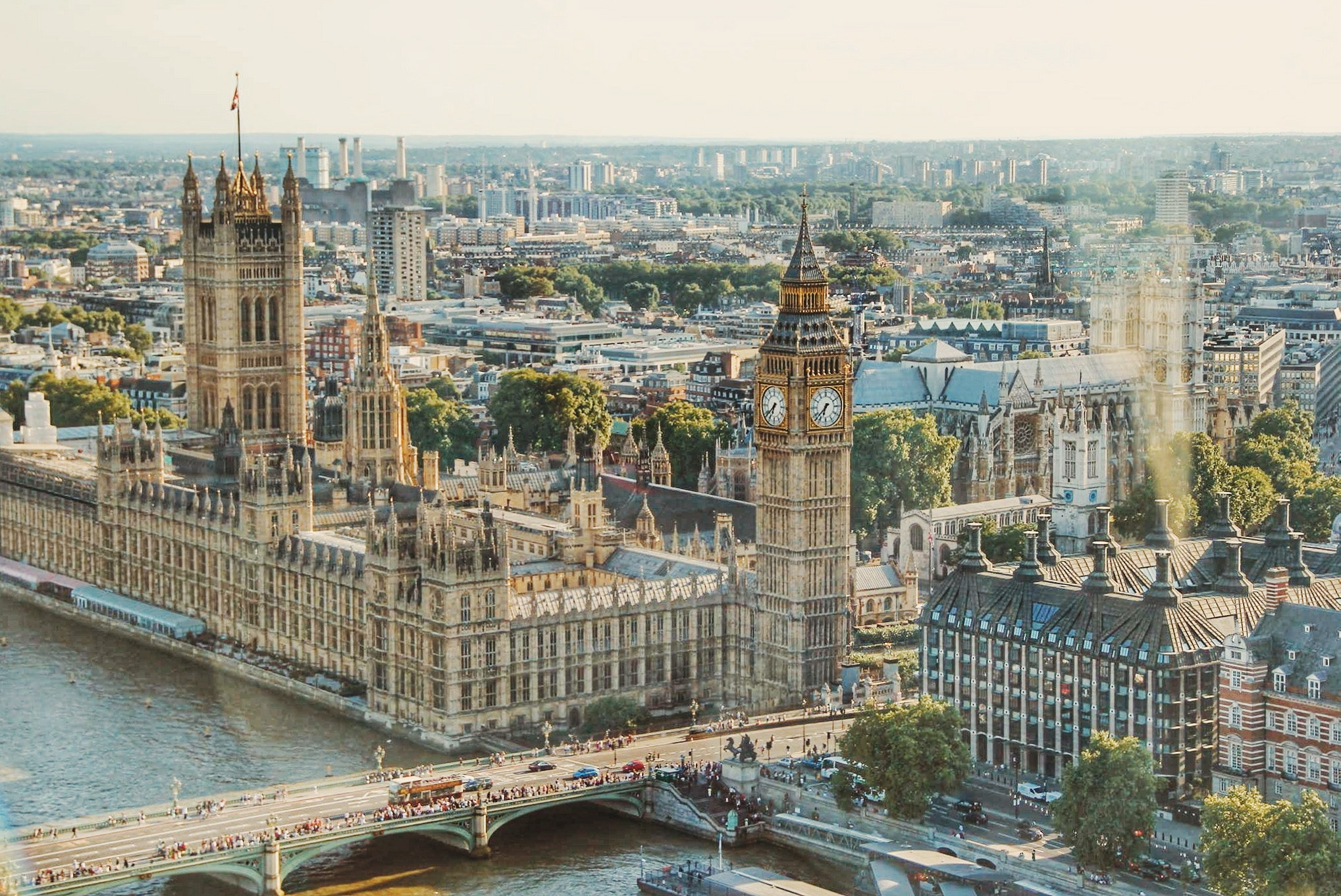 A panoramic view of the UK Houses of Parliament and London skyline