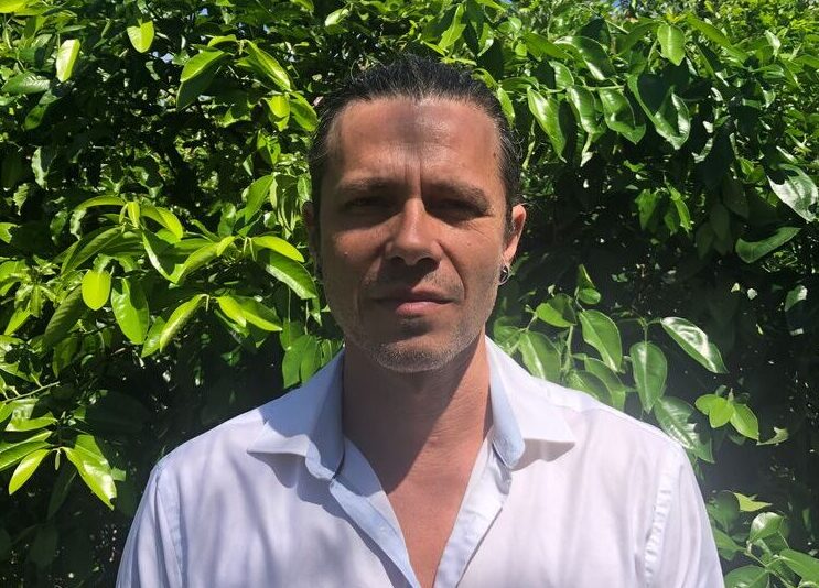 A headshot of Gabriel Fava