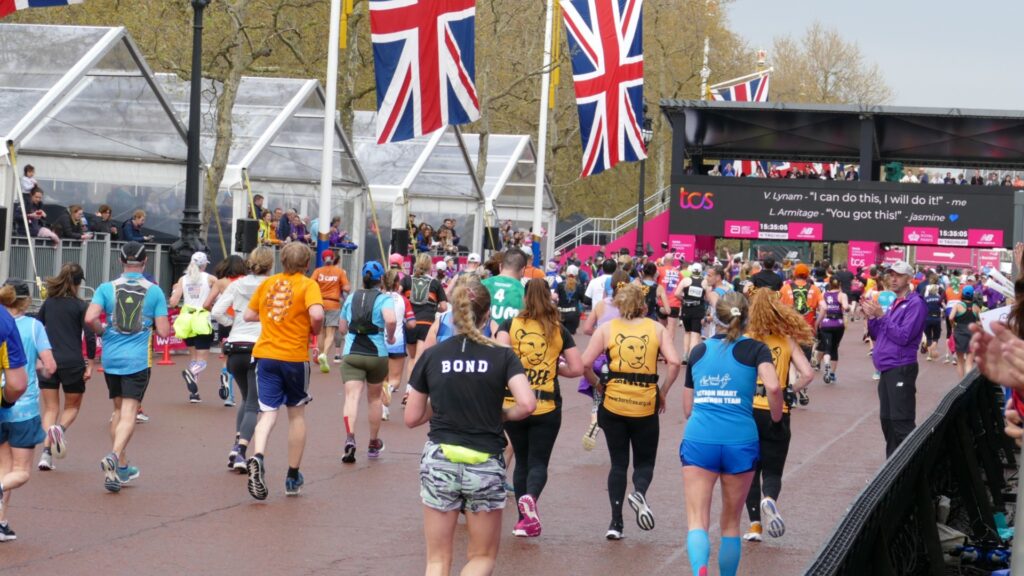 3 Born Free runners approach London Marathon finish