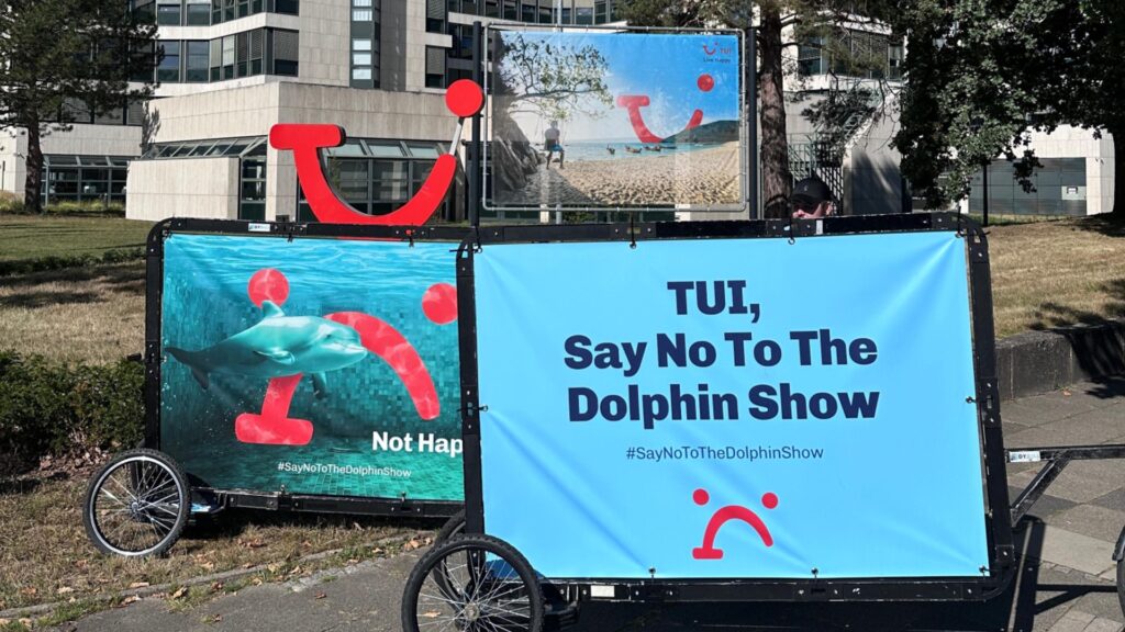 A protest outside TUI HQ in Hanover